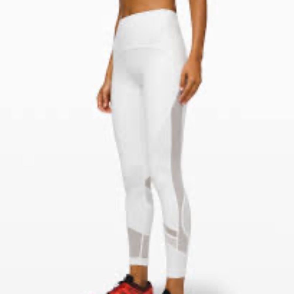 Lululemon Clear The Court 28 White With Hint of Pink Leggings Women's Size 4 - Picture 1 of 14